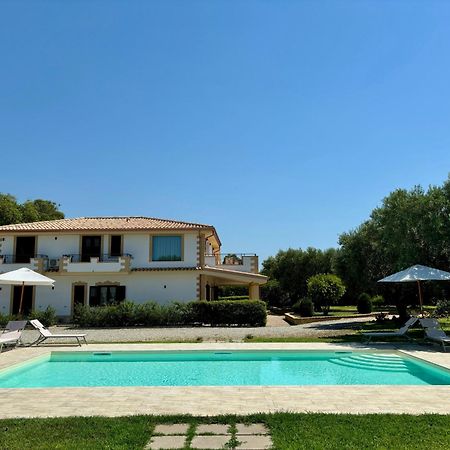Bed and Breakfast Relais Ruggiero Ле-Кастелла Экстерьер фото