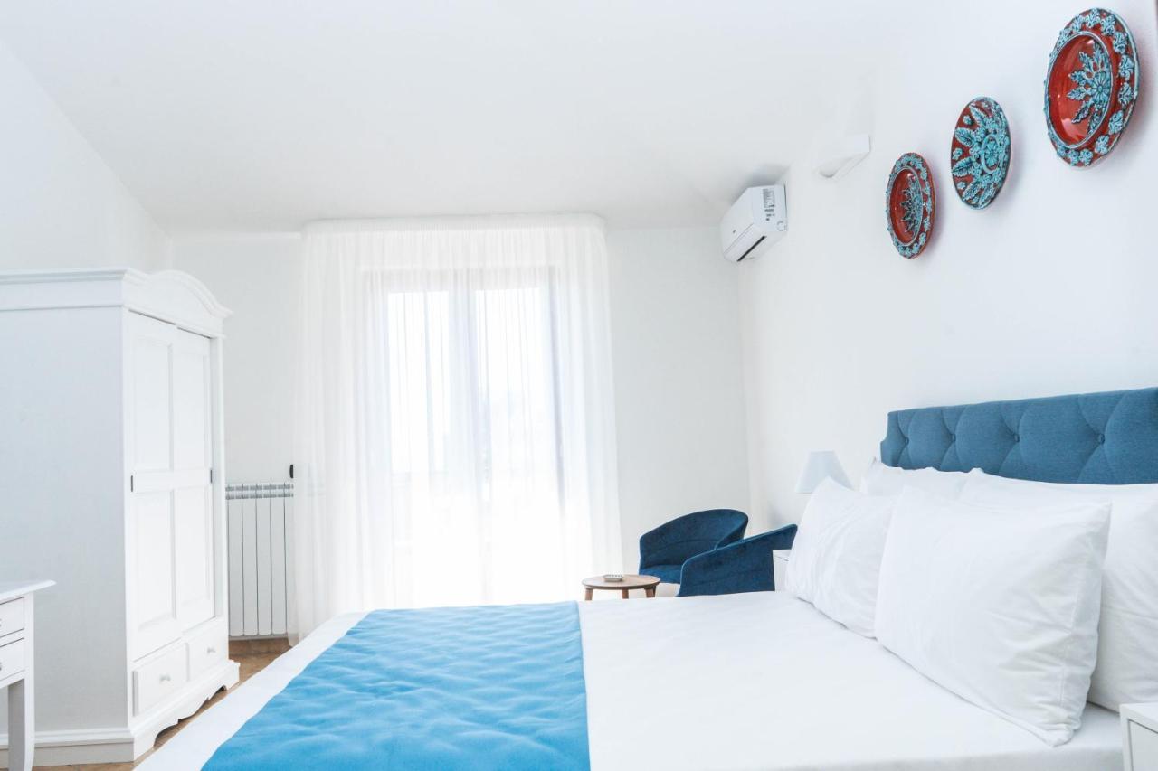 Bed and Breakfast Relais Ruggiero Ле-Кастелла Экстерьер фото
